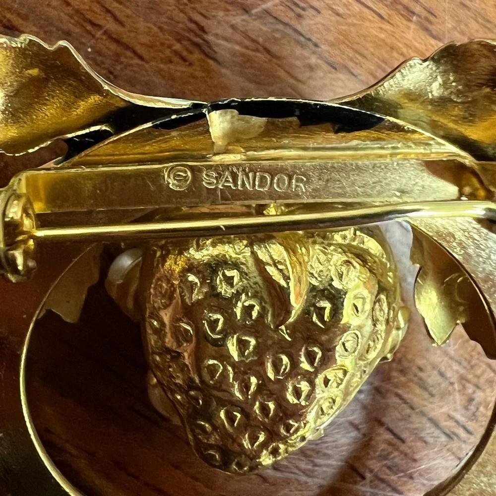 Sandor Grapes Inside Holiday Wreath Brooch